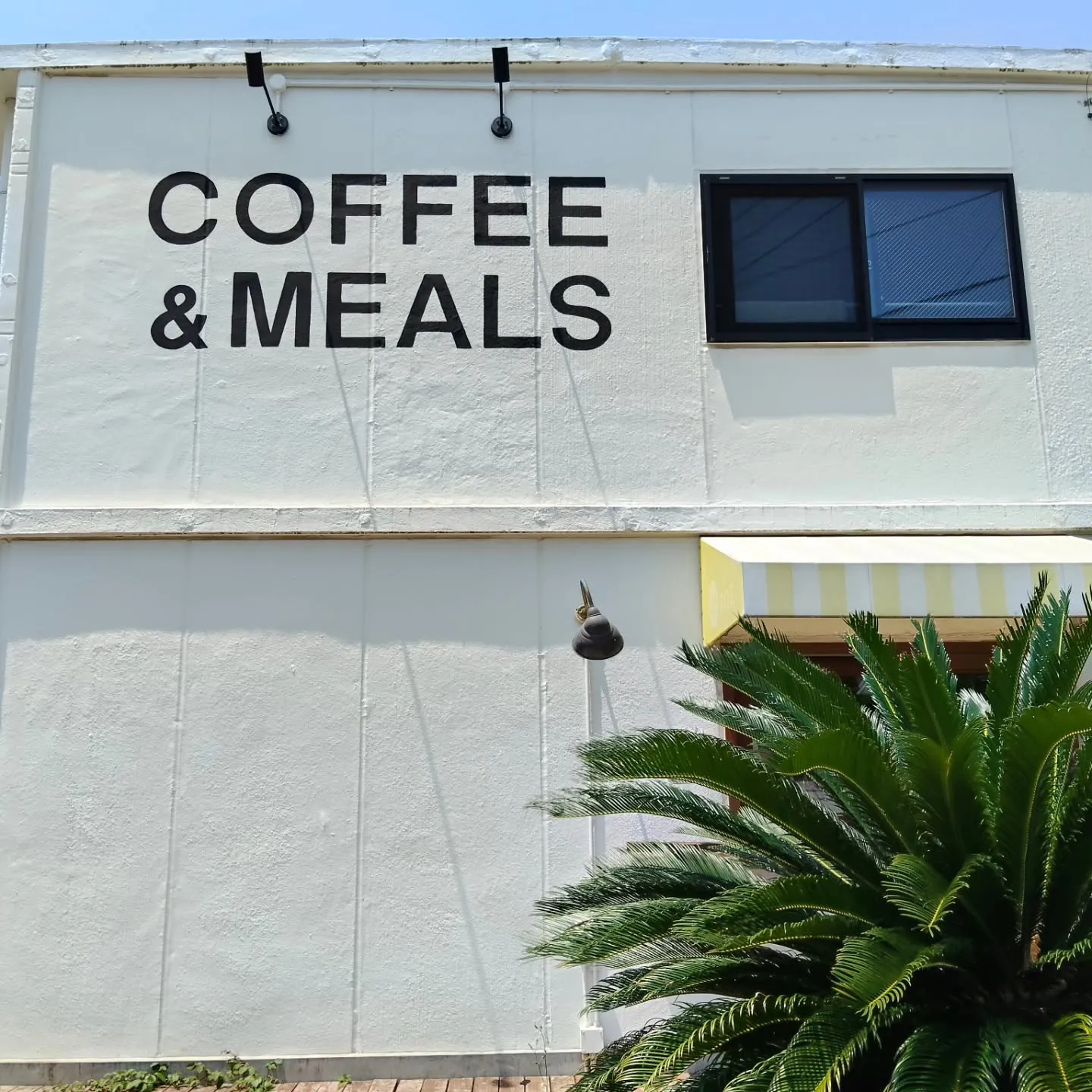 神奈川県茅ヶ崎市にあるCAFE POE様のご依頼を受け、